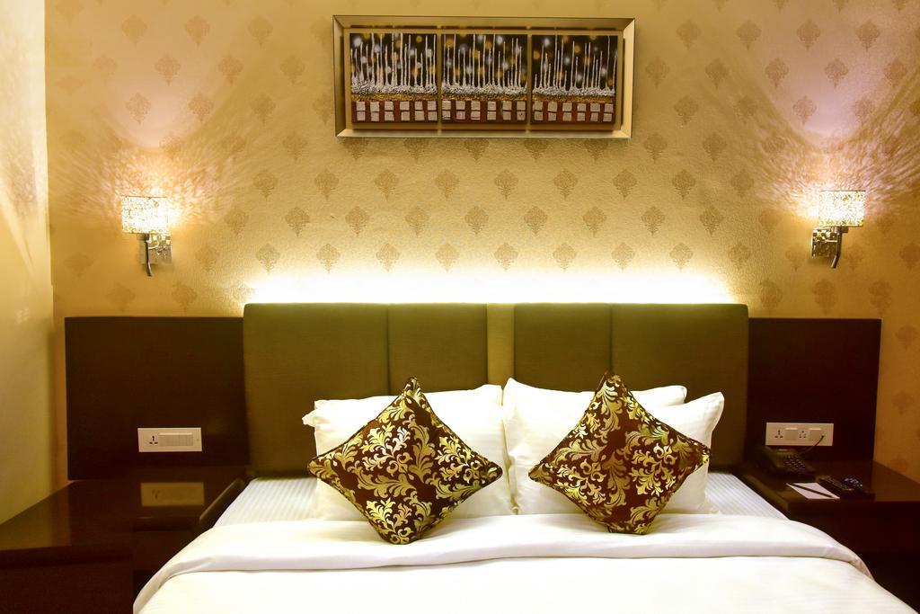 Hotel The Fern Residency Calcutta Extérieur photo