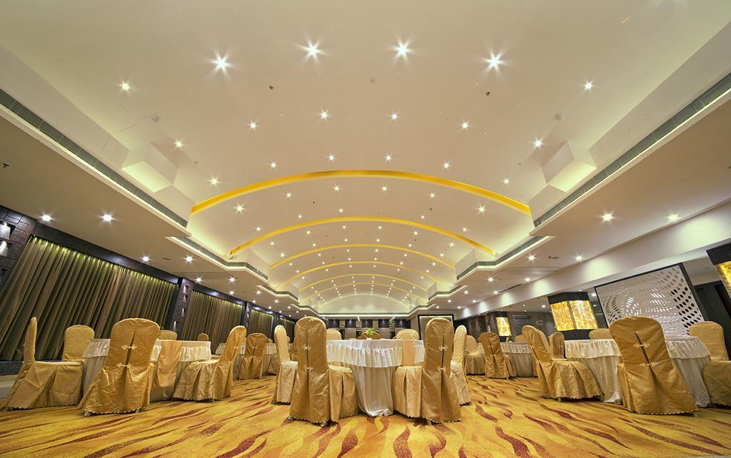 Hotel The Fern Residency Calcutta Extérieur photo