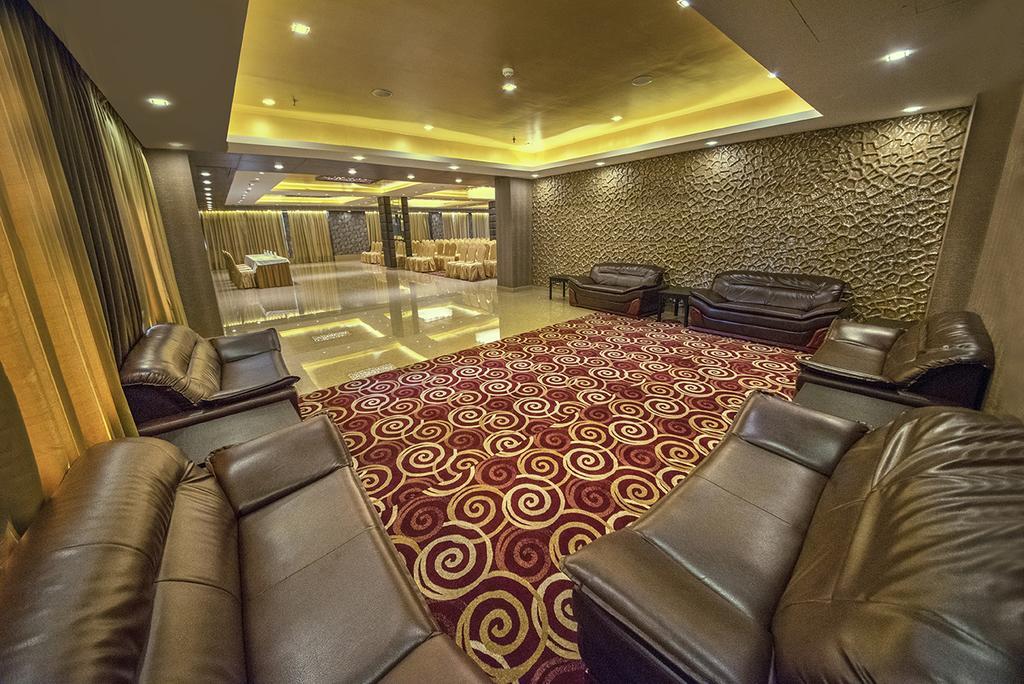 Hotel The Fern Residency Calcutta Extérieur photo