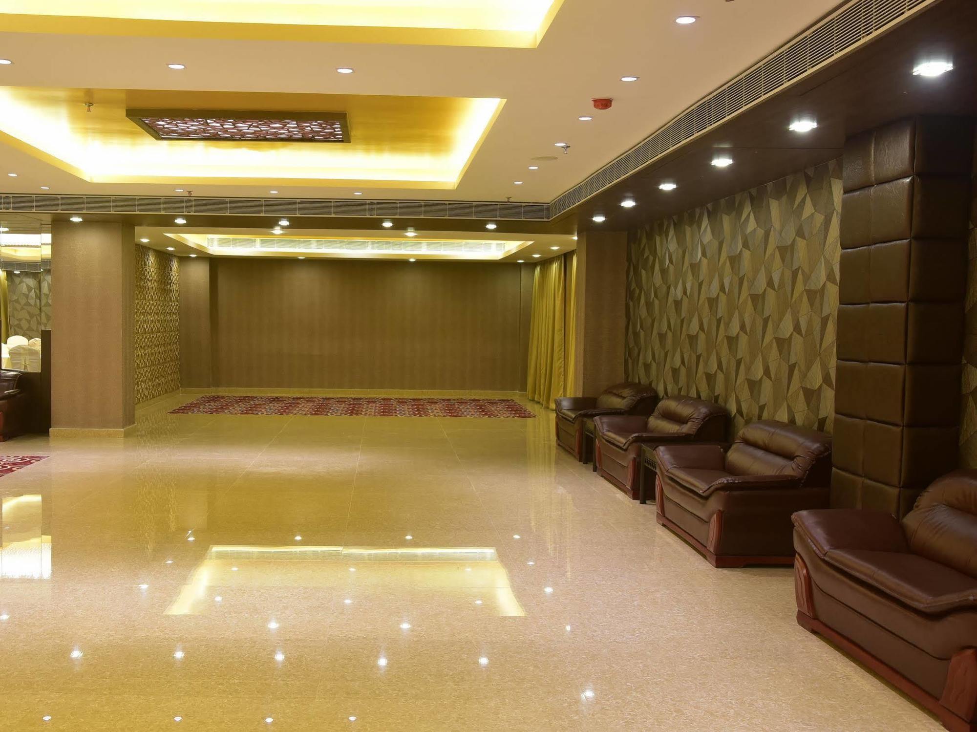 Hotel The Fern Residency Calcutta Extérieur photo